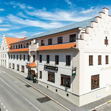 Hotel Zlatá Hvězda Vimperk Esterno foto