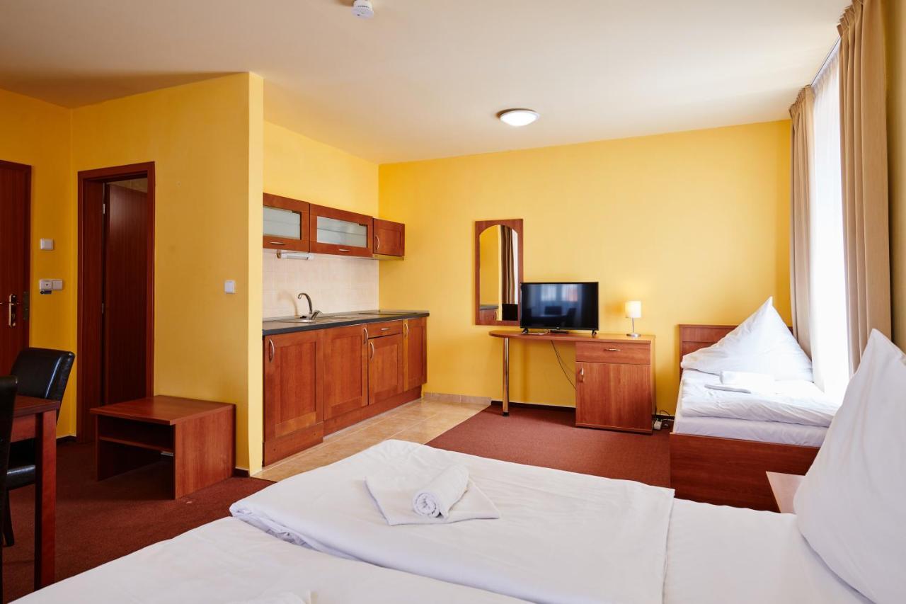 Hotel Zlatá Hvězda Vimperk Esterno foto