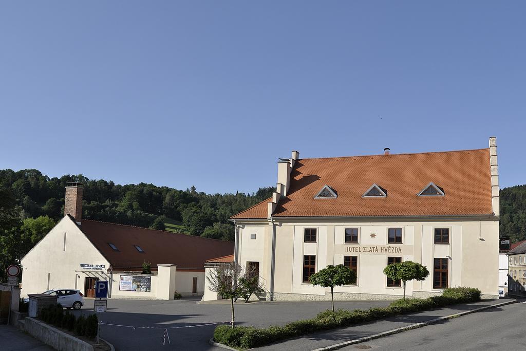 Hotel Zlatá Hvězda Vimperk Esterno foto